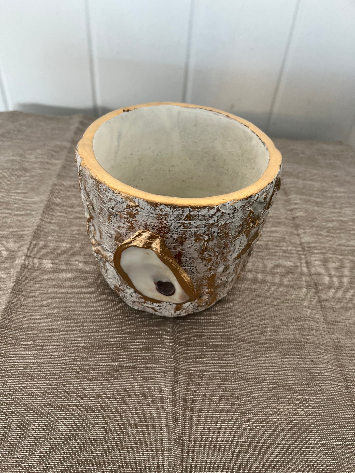 Faux birch oyster planter